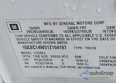 2001 Chevrolet Silverado 1500 z USA, uszkodzony, nr VIN 1GCEC14W31Z104187